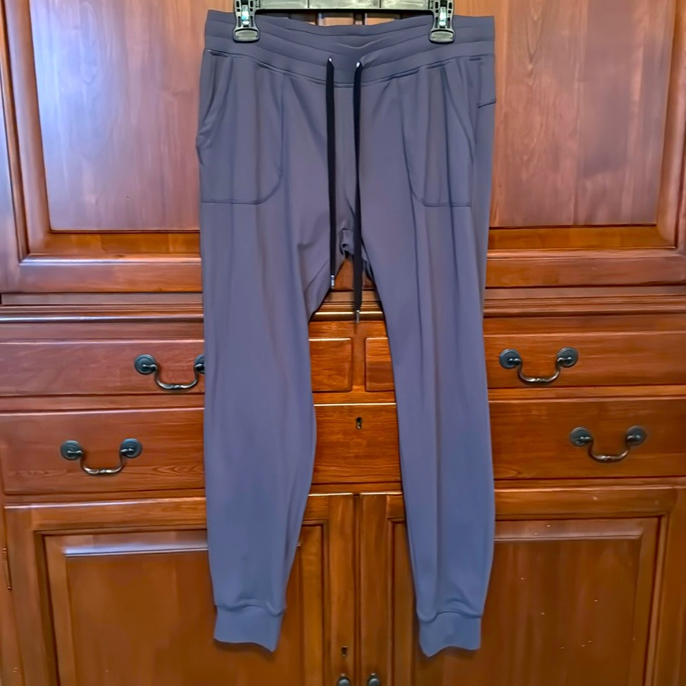 Zyia Unwind joggers size L